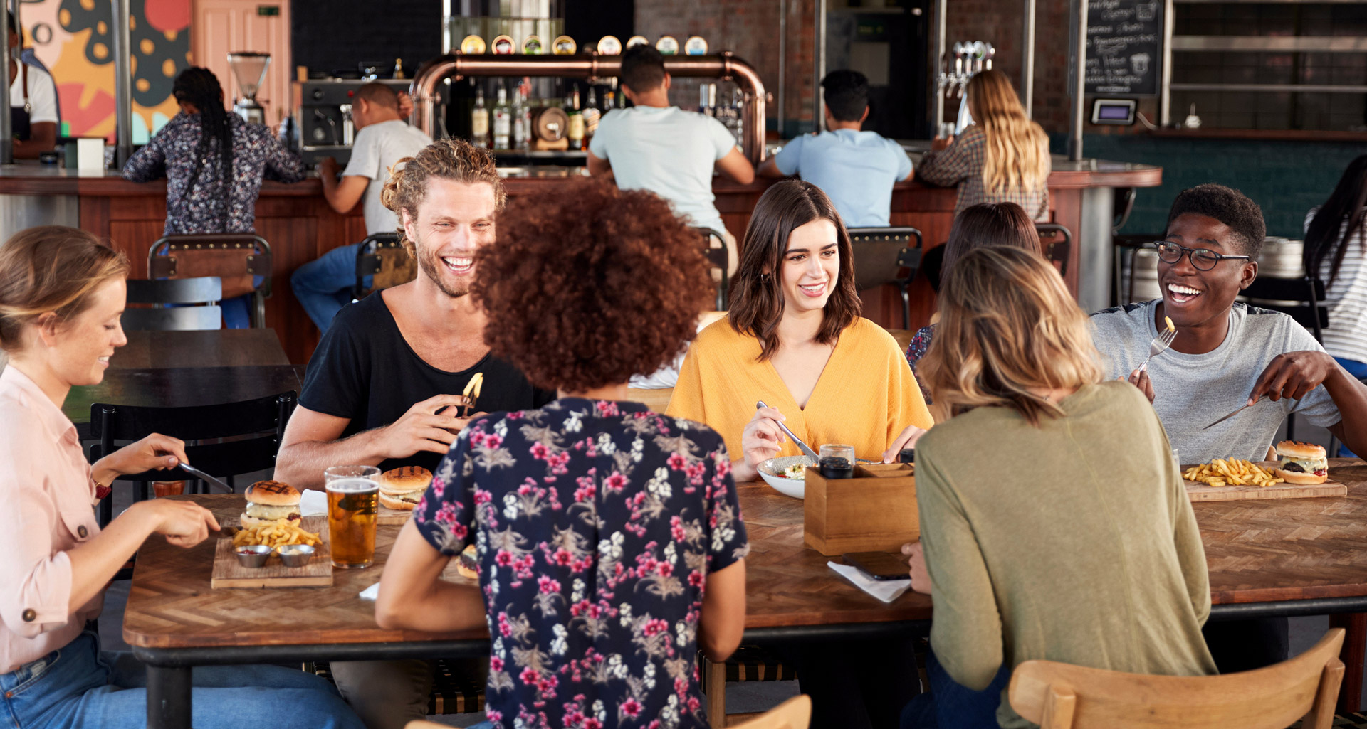 Drive Dine-In Traffic & Sales With These Fresh Ideas!